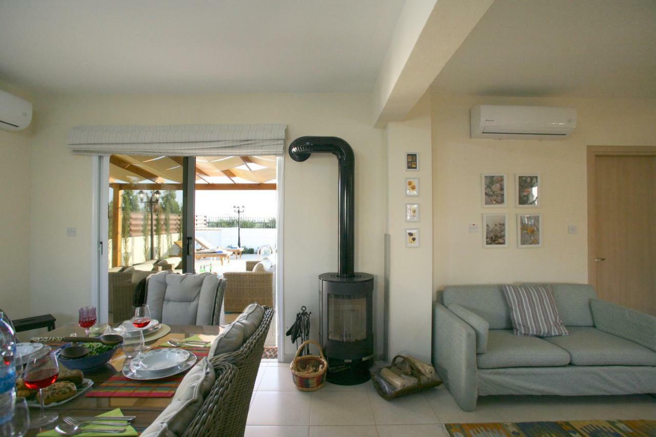Villa Carmel Ayia Napa Exteriör bild