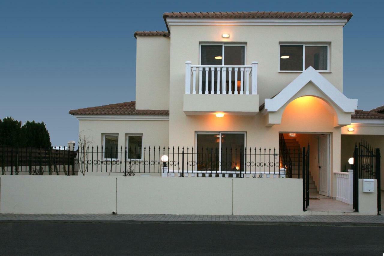 Villa Carmel Ayia Napa Exteriör bild